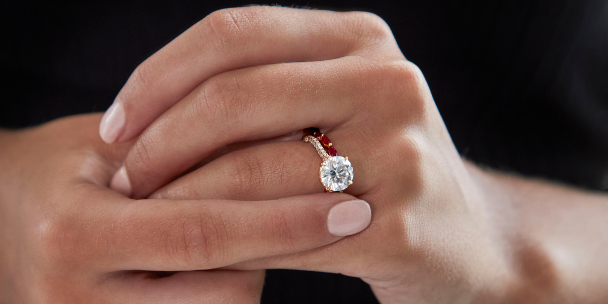 Flush Fit vs. Non-Flush Fit Engagement Rings