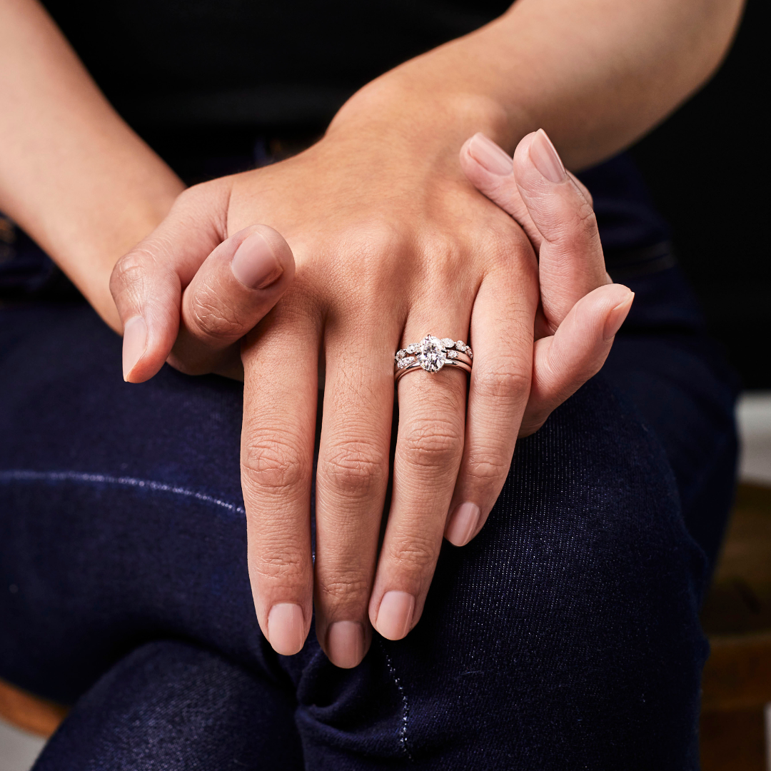 Chandler Solitaire Elongated Cushion