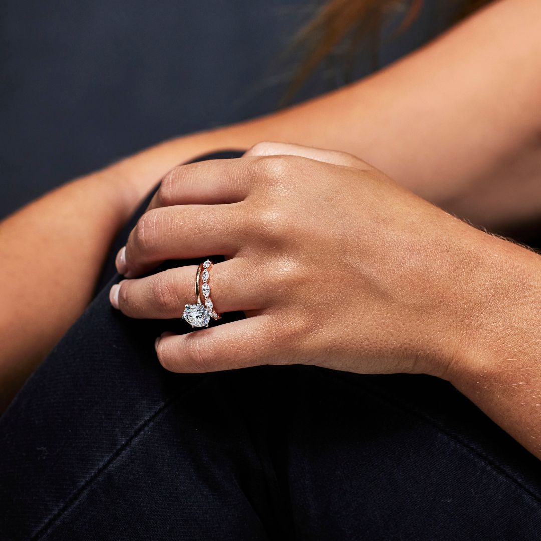 Jennie Solitaire Elongated Cushion