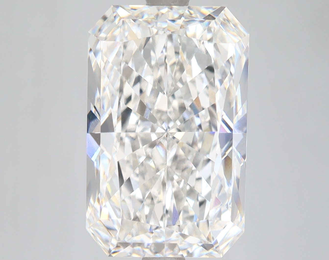 6.52ct 13.71x8.78x6.01 RADIANT Diamond