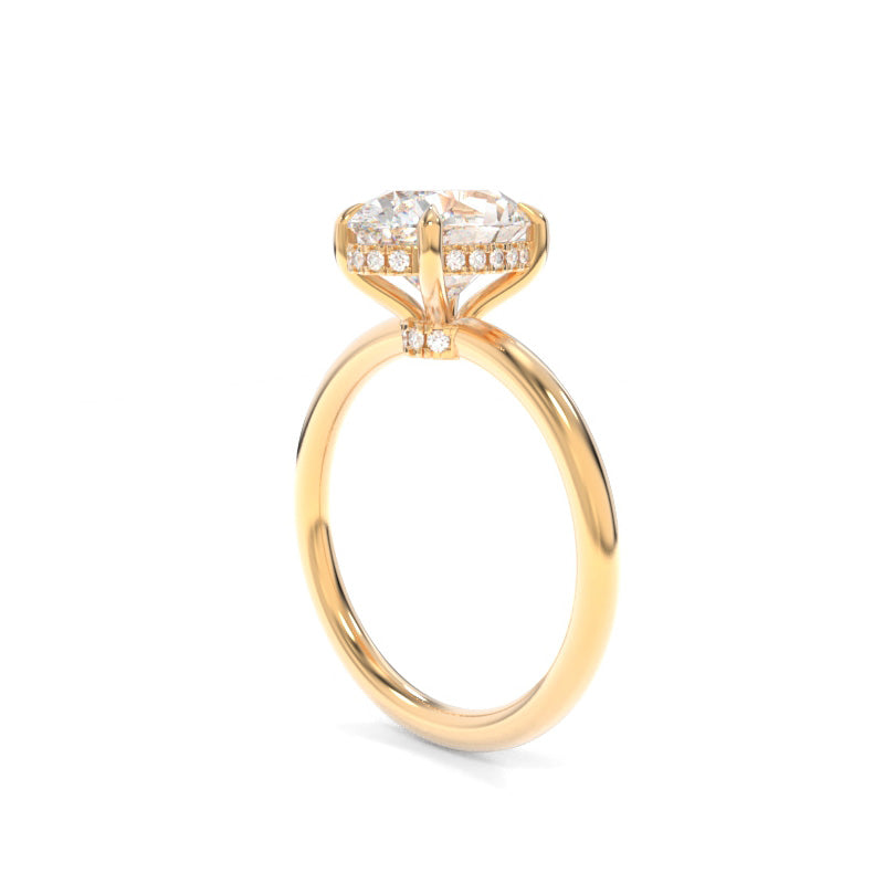 Avery Solitaire Oval