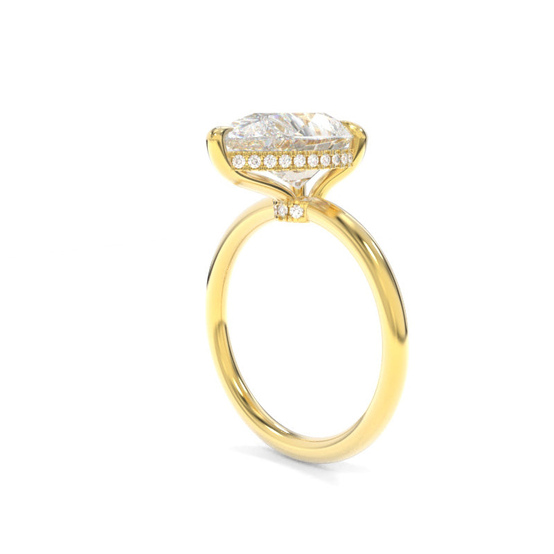 Avery Solitaire Pear